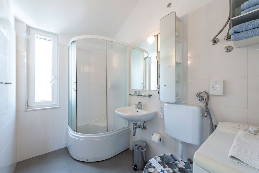 Bathroom - Shower